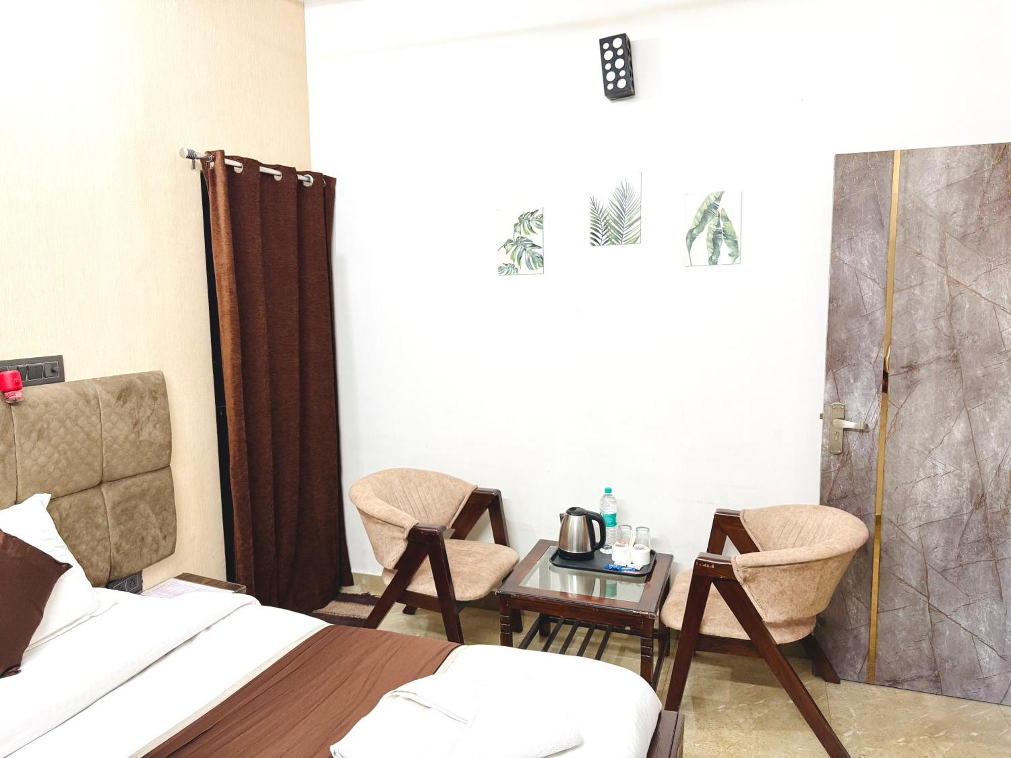 Krishna Residency - A Boutique Hotel Bareilly Ngoại thất bức ảnh
