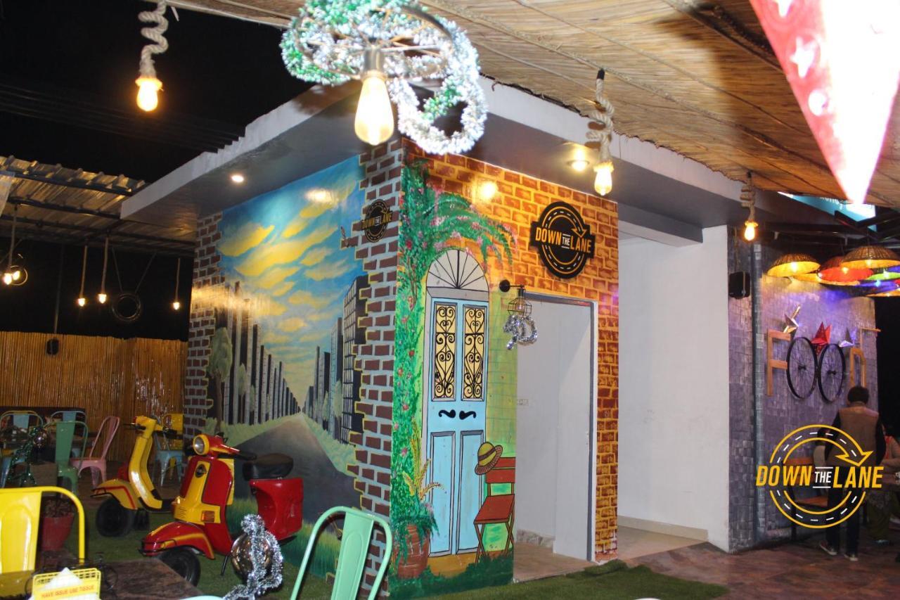 Krishna Residency - A Boutique Hotel Bareilly Ngoại thất bức ảnh